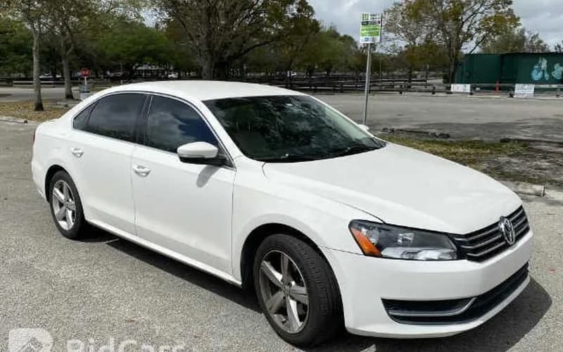 Rent Volkswagen Passat in Albania