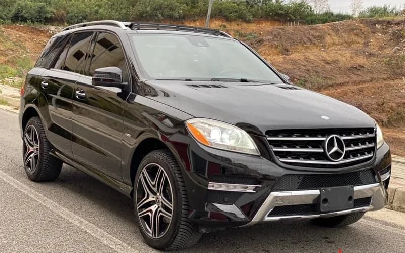 Rent Mercedess ML in Albania