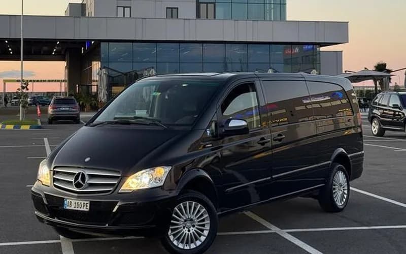 Rent Mercedess Viano in Albania